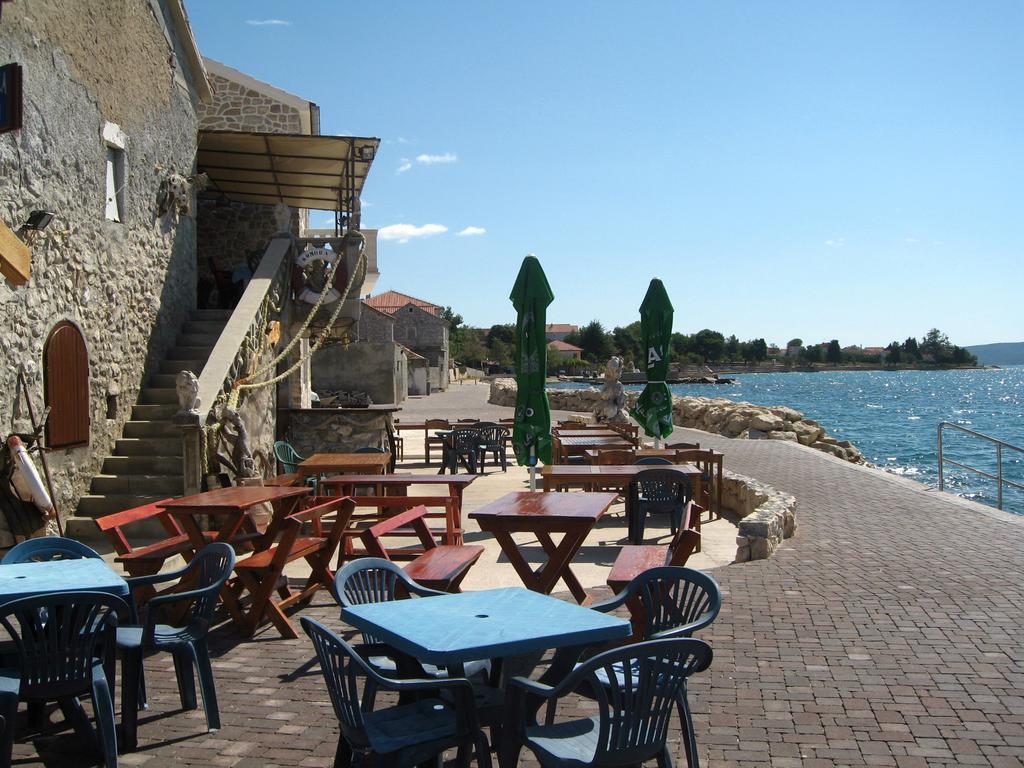 The White House Croatia Apartman Bibinje Szoba fotó